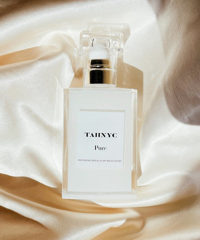 Pure: Restoring Molecular Moisturizer